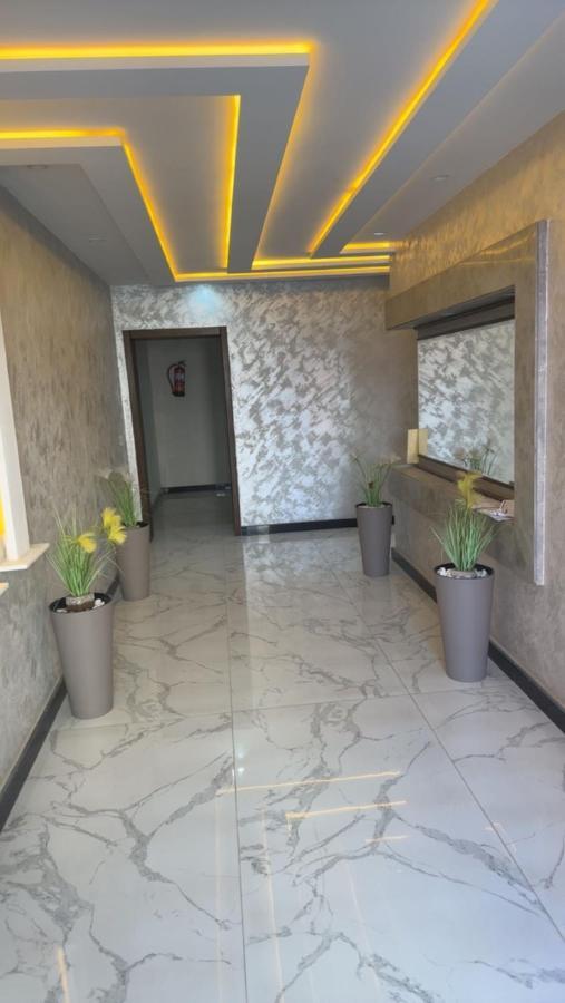Appartement De Lux Hay Al Matar นาดอร์ ภายนอก รูปภาพ