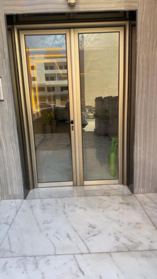 Appartement De Lux Hay Al Matar นาดอร์ ภายนอก รูปภาพ